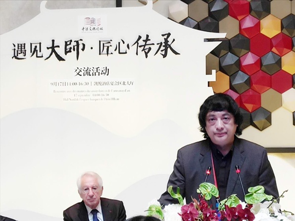1景徳镇陶瓷大学校长宁钢致辞.jpg